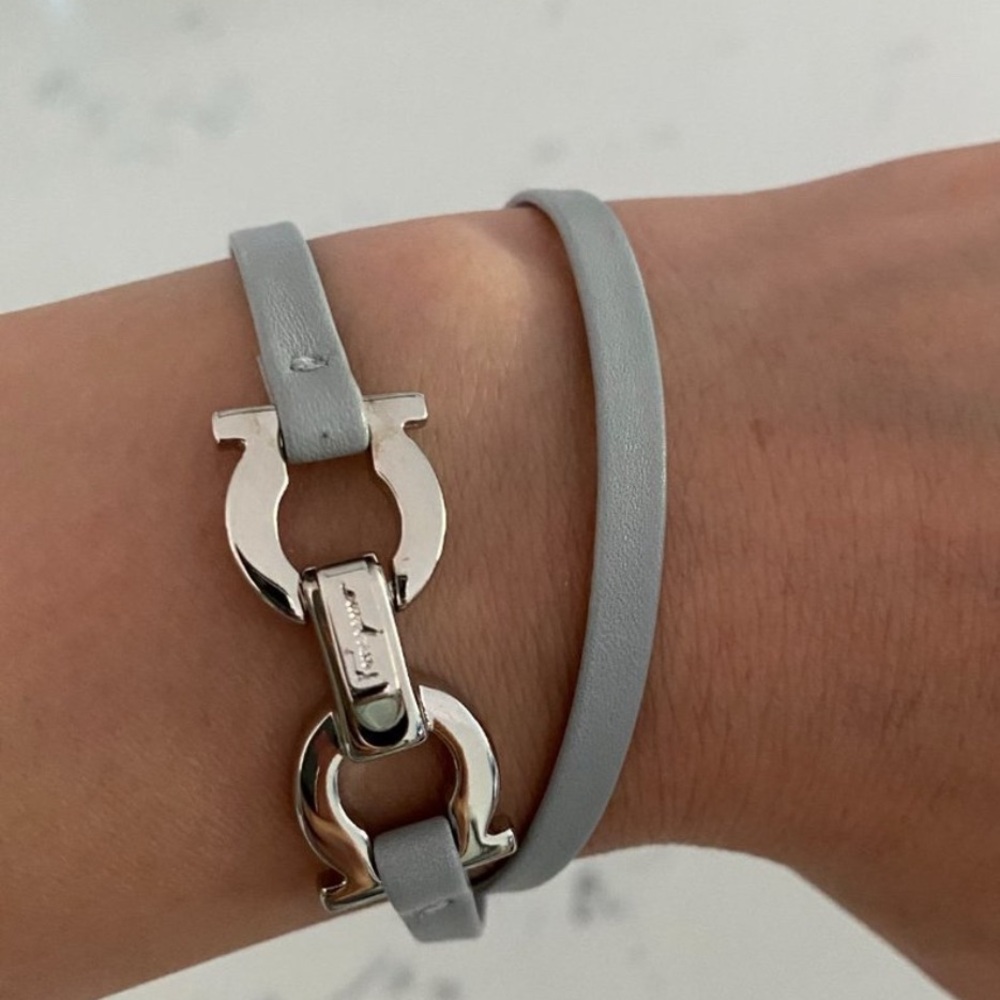 ferragamo gancini leather bracelet grey